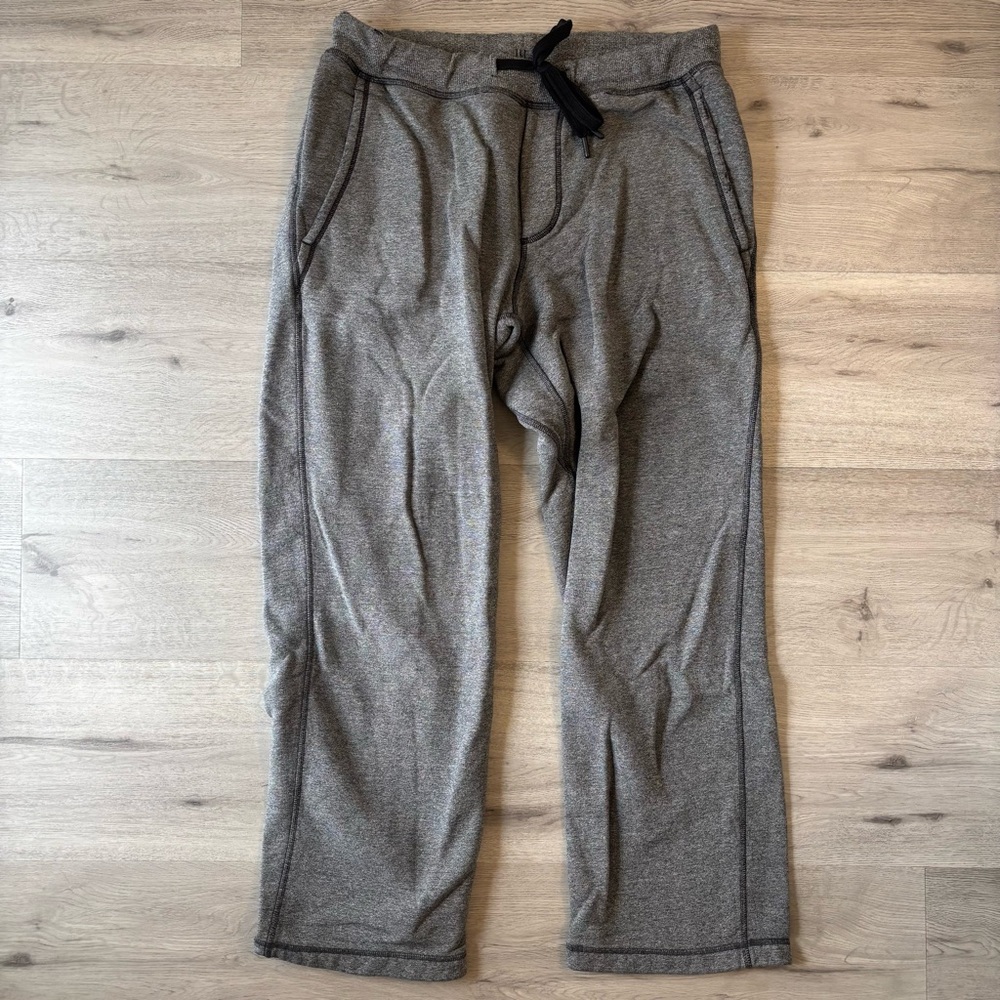 lululemon athletica Men's Gray Sweatpants Joggers